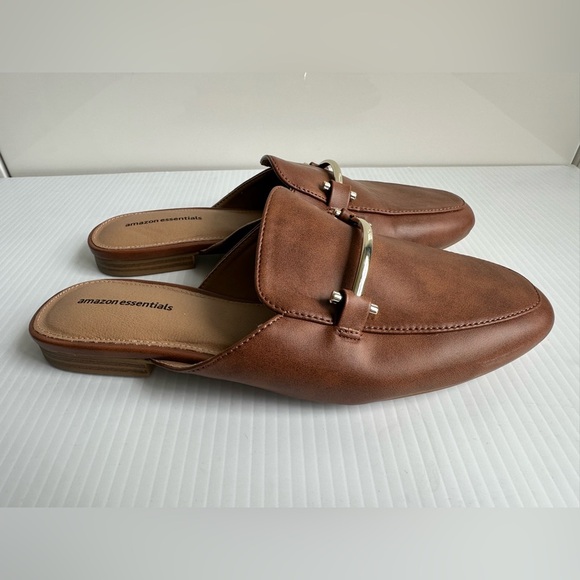 Amazon Essentials Slip on Mules Loafers Brown Gold Buckle Details Size 8.5 - Picture 3 of 6
